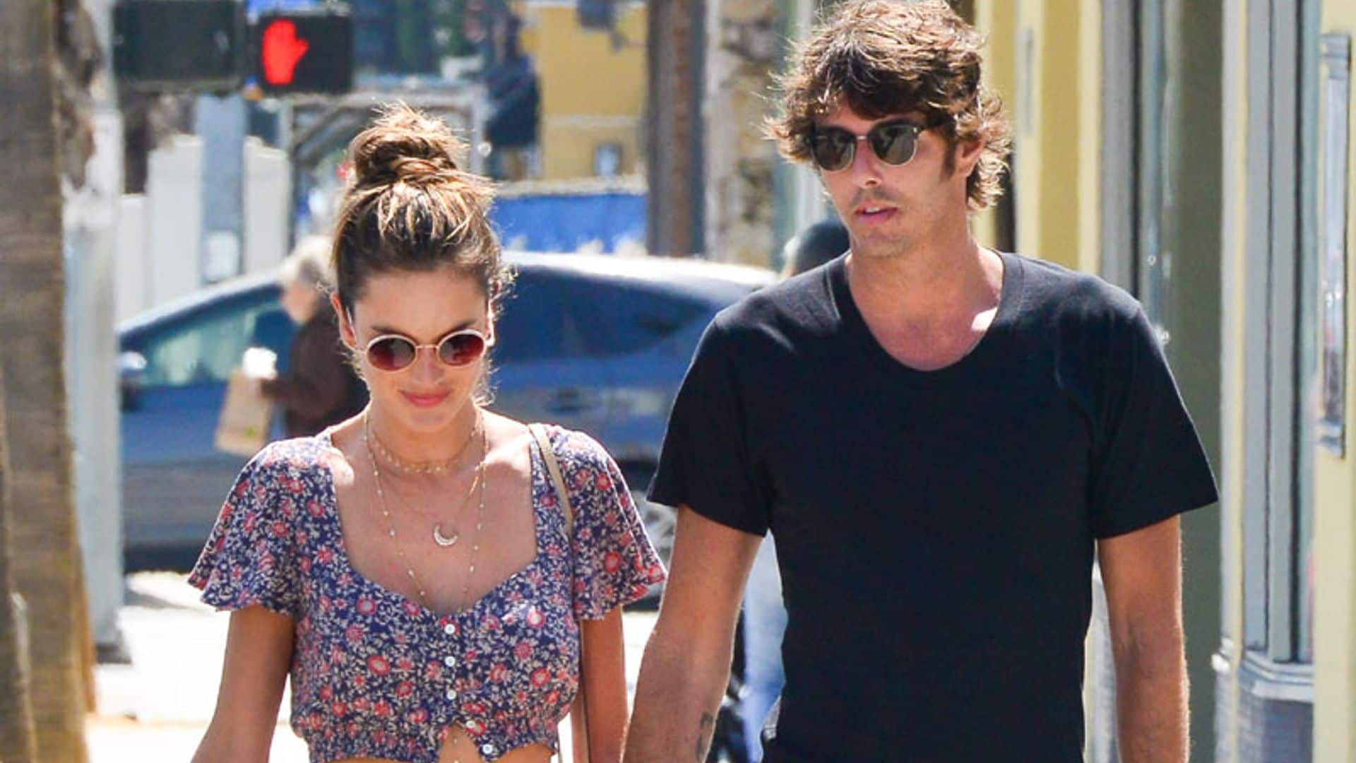 Alessandra Ambrosio y Nicolo Oddi: las fotos más románticas de la pareja de moda