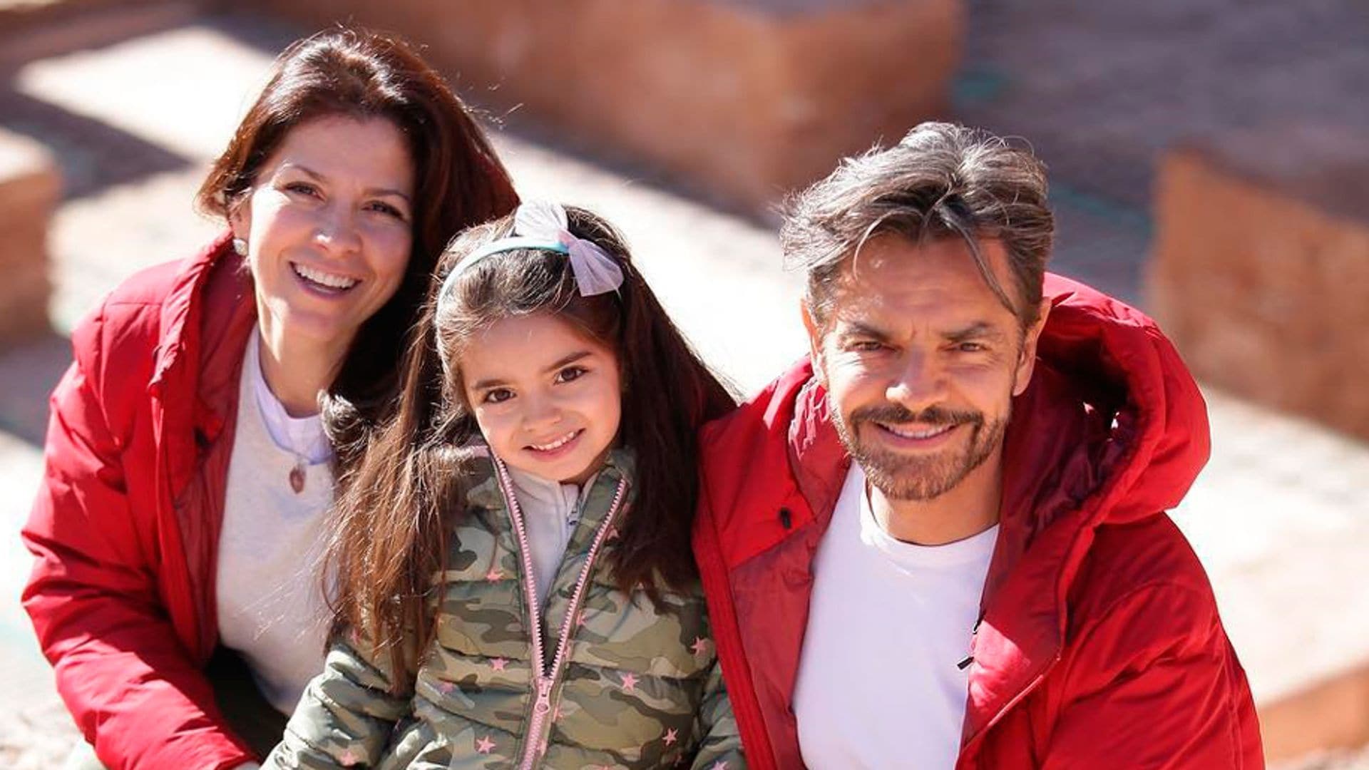 Eugenio Derbez y Alessandra Rosaldo son los papás más ingeniosos y divertidos junto a Aitana