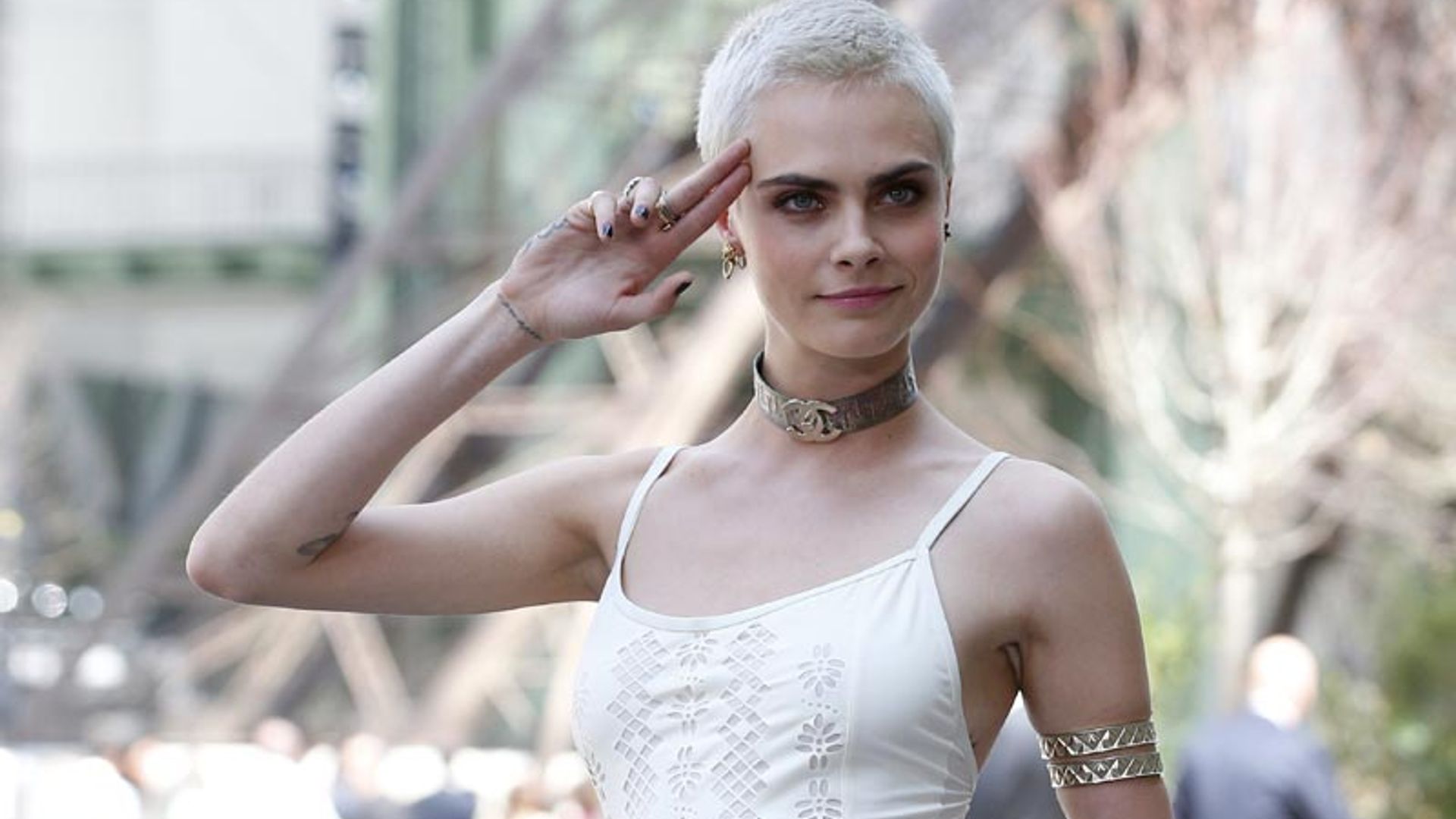 Todas las veces que Cara Delevingne ha reinventado el estilo 'British'