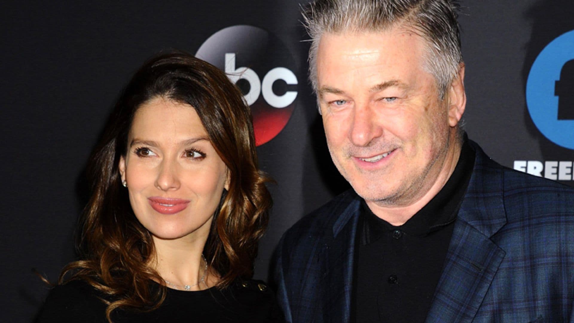 Hilaria publica la primera foto de su cuarto hijo con Alec Baldwin y nos descubre su nombre