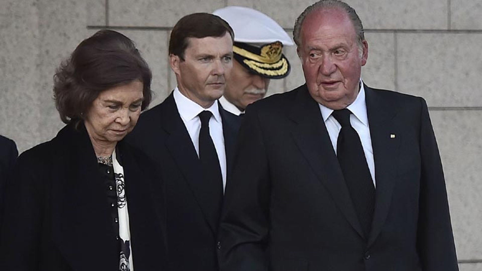 Los reyes Juan Carlos y Sofía dan su último adiós a Alicia Borbón-Parma, tía del rey Juan Carlos