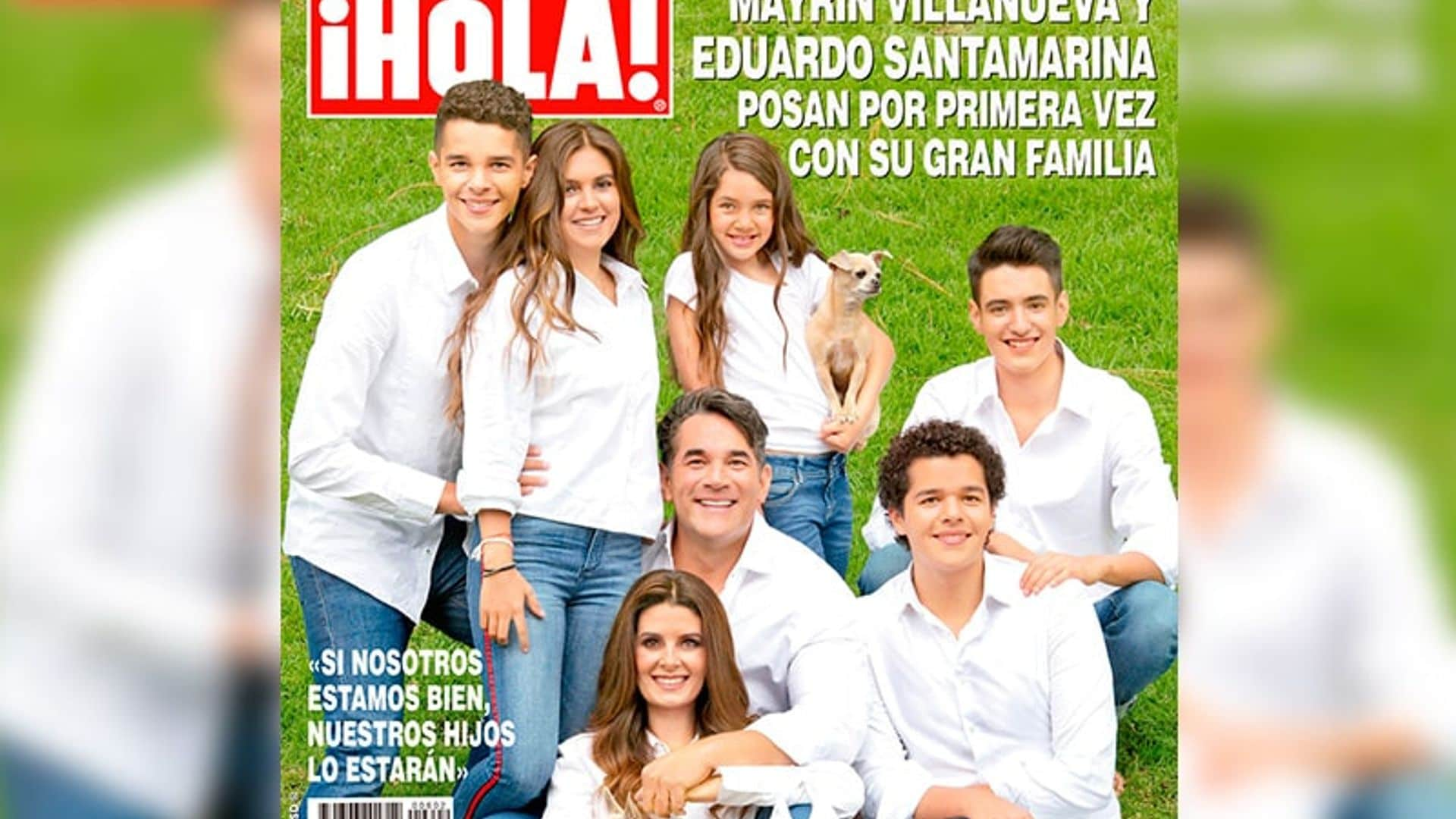 En ¡HOLA! Mayrín Villanueva y Eduardo Santamarina posan por primera vez con su gran familia