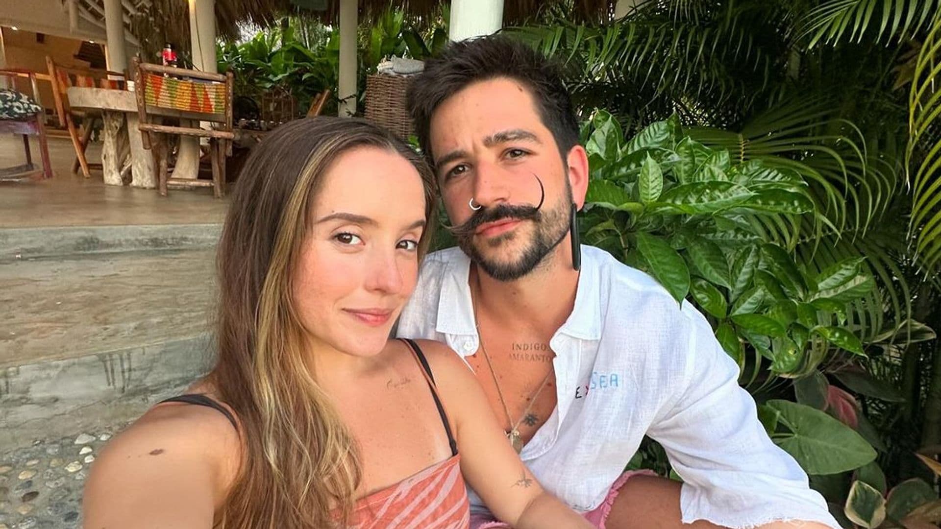 Evaluna y Camilo explican por qué decidieron tener a sus bebés en casa