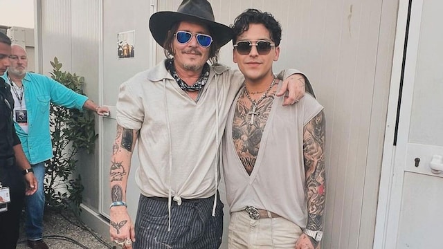 Johnny Depp y Christian Nodal 