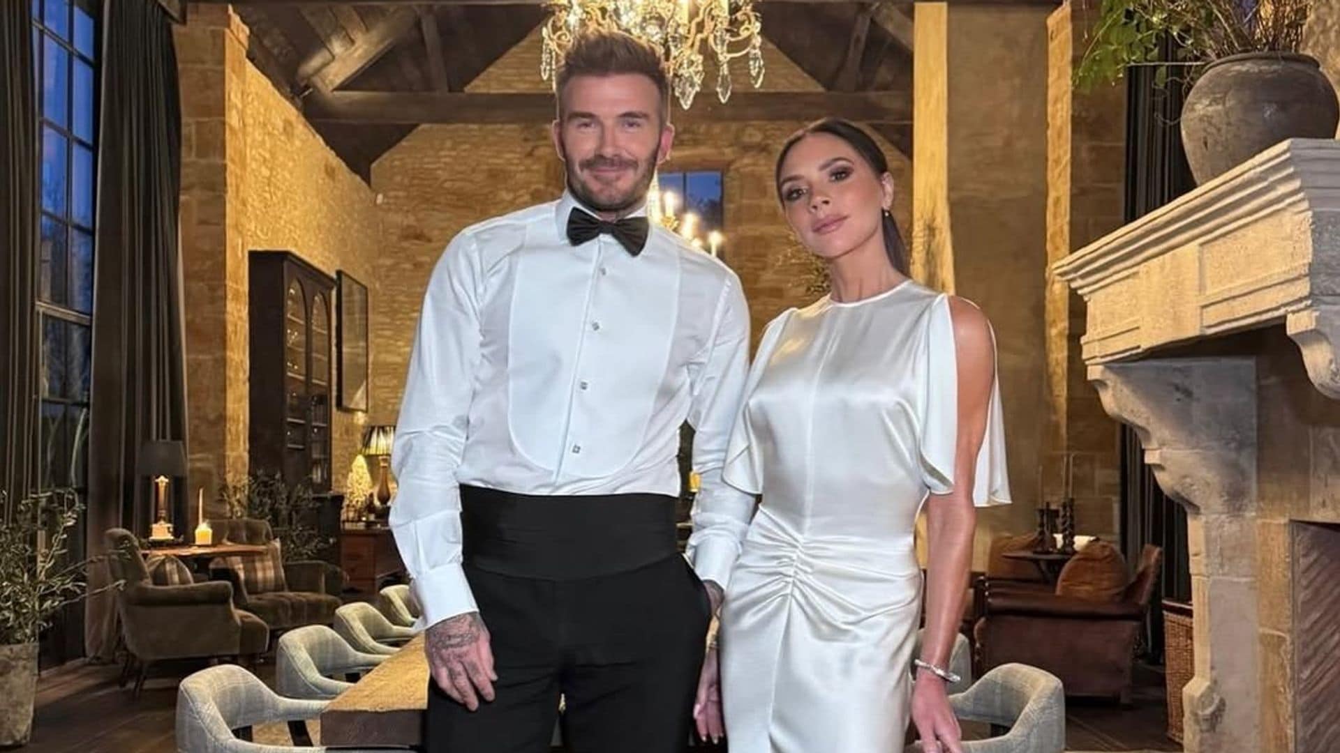 Victoria Beckham se viste de novia con el diseño superventas que adoran 'royals' y modelos