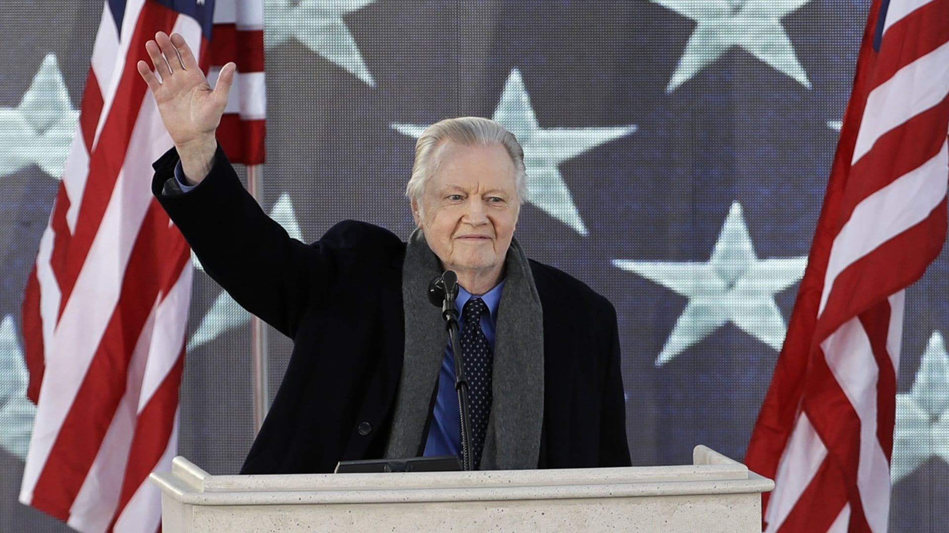 Jon Voight ficha por el gobierno de Donald Trump