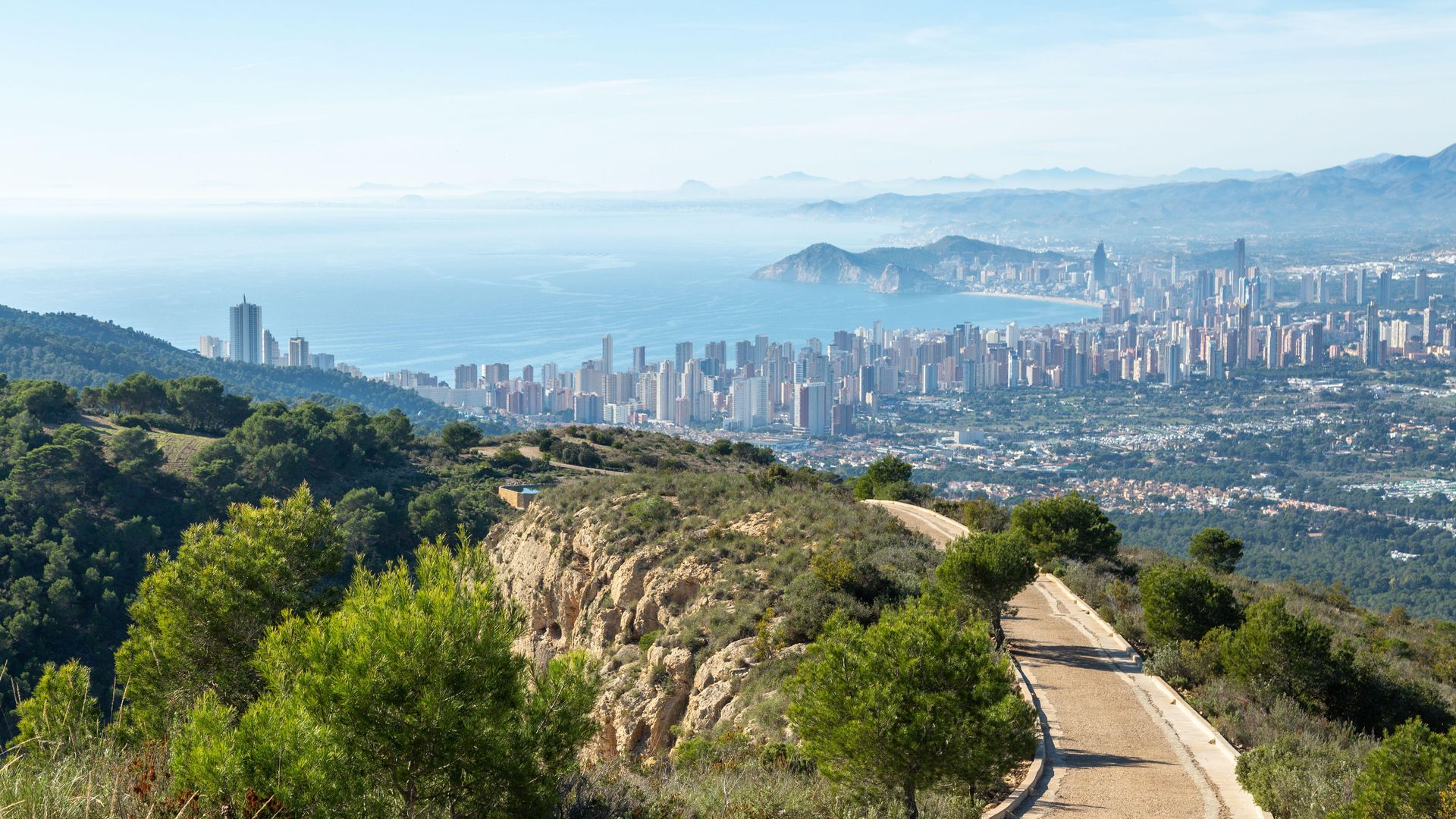 Los rincones que no te esperas encontrar en Benidorm, por si vas al festival