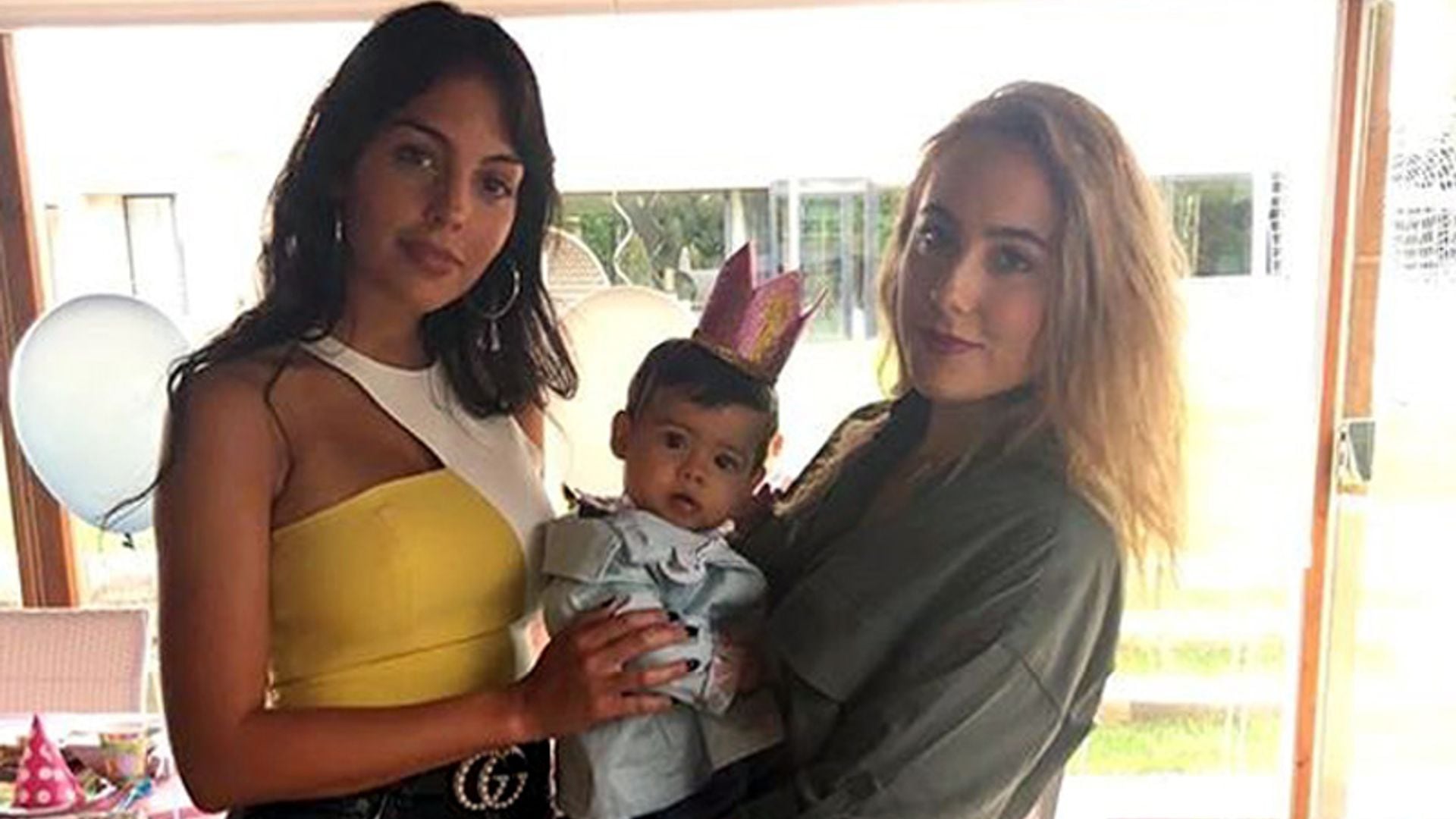 ¡Como dos gotas de agua! Georgina Rodríguez luce el mismo peinado que Eva, la hija de Cristiano Ronaldo