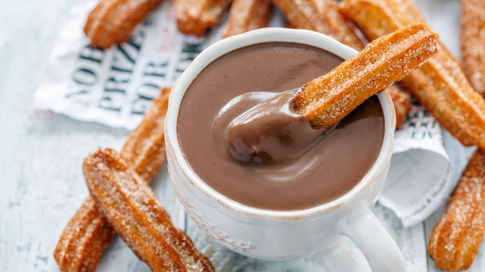 Sube de nivel tus desayunos y meriendas de fin de semana con tus propios churros caseros