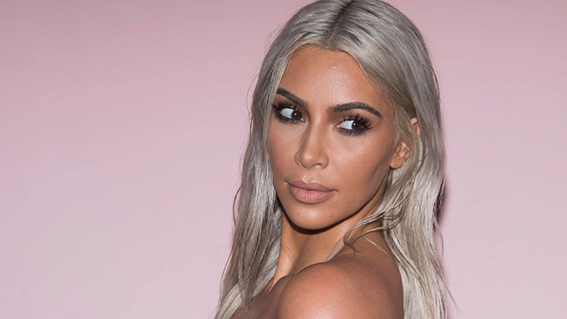 Kim Kardashian revela su secreto para combatir la psoriasis