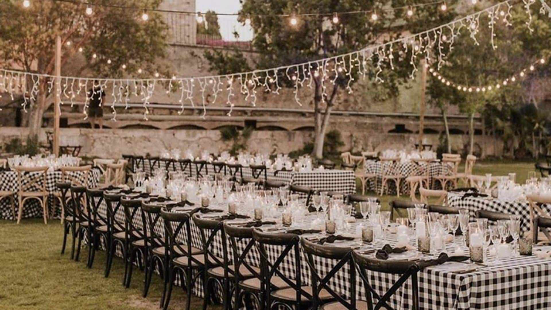 Cómo decorar las mesas en vuestra boda y lograr que todos los invitados quieran hacerles fotos