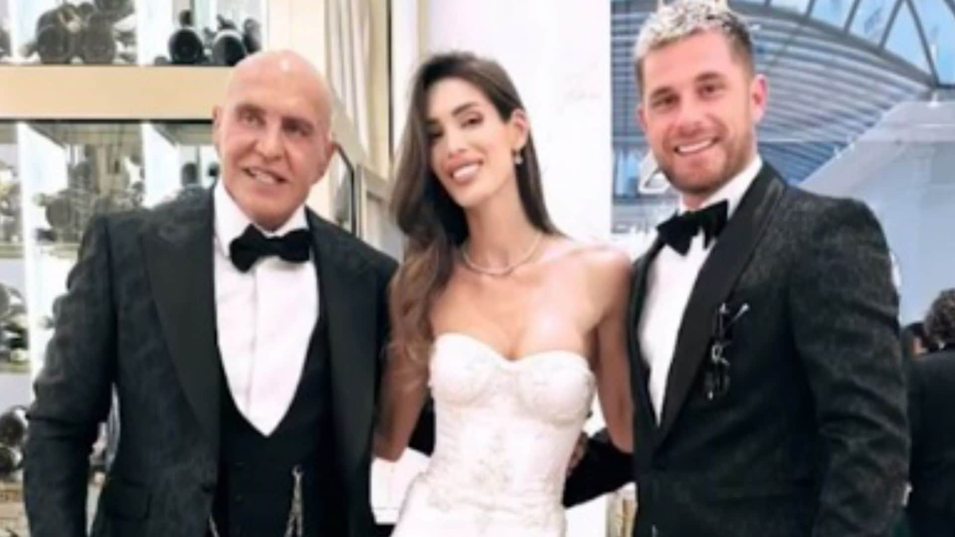 Un segundo vestido y mucho baile: así fue la divertida celebración de boda de Marta López Álamo en el Hotel Ritz