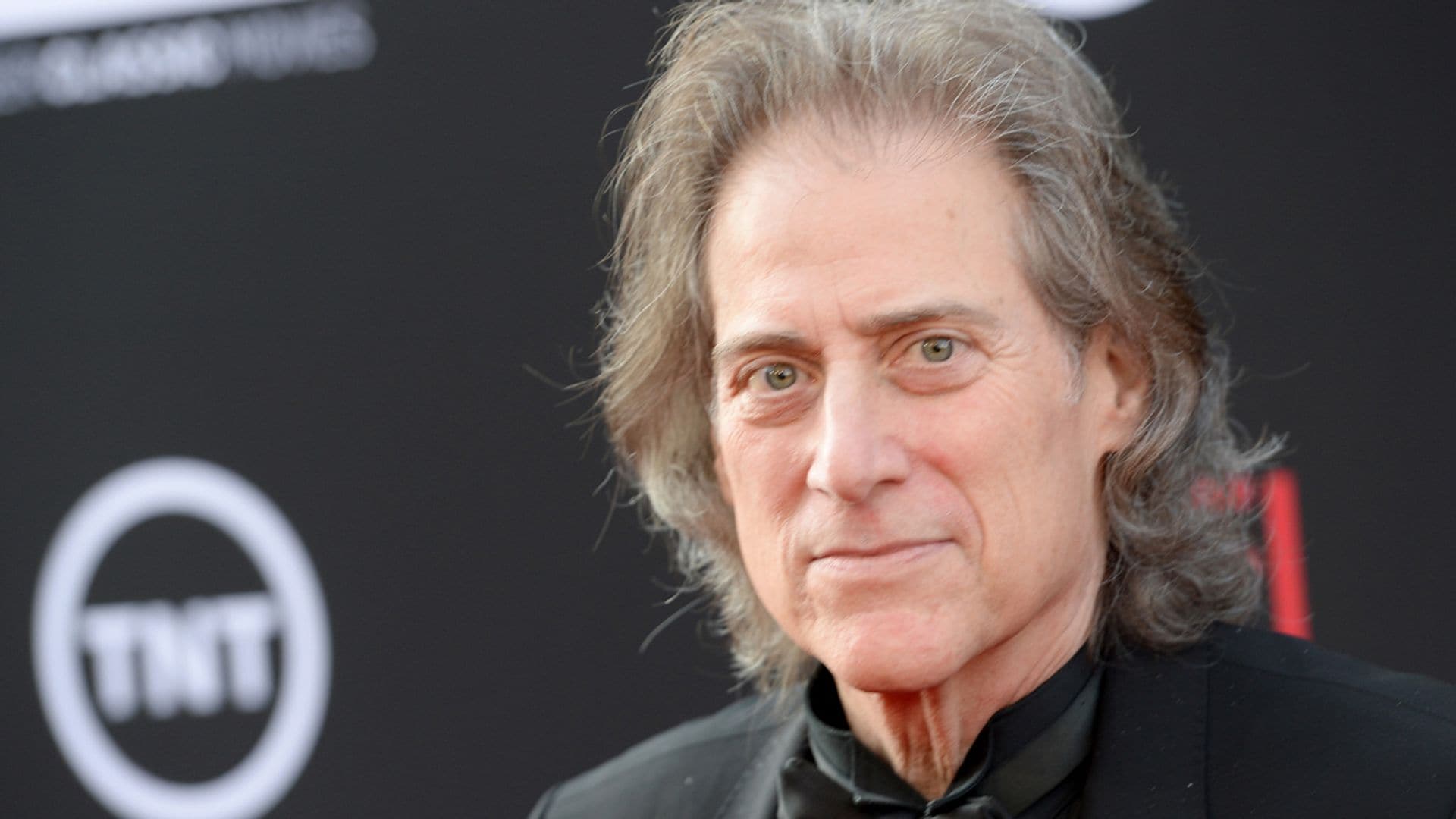 Muere el cómico Richard Lewis, de la serie 'Curb Your Enthusiasm', a los 76 años