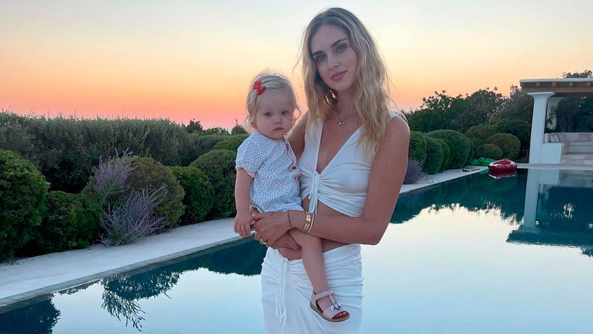 Vittoria, la hija pequeña de Chiara Ferragni, apunta maneras como 'influencer'