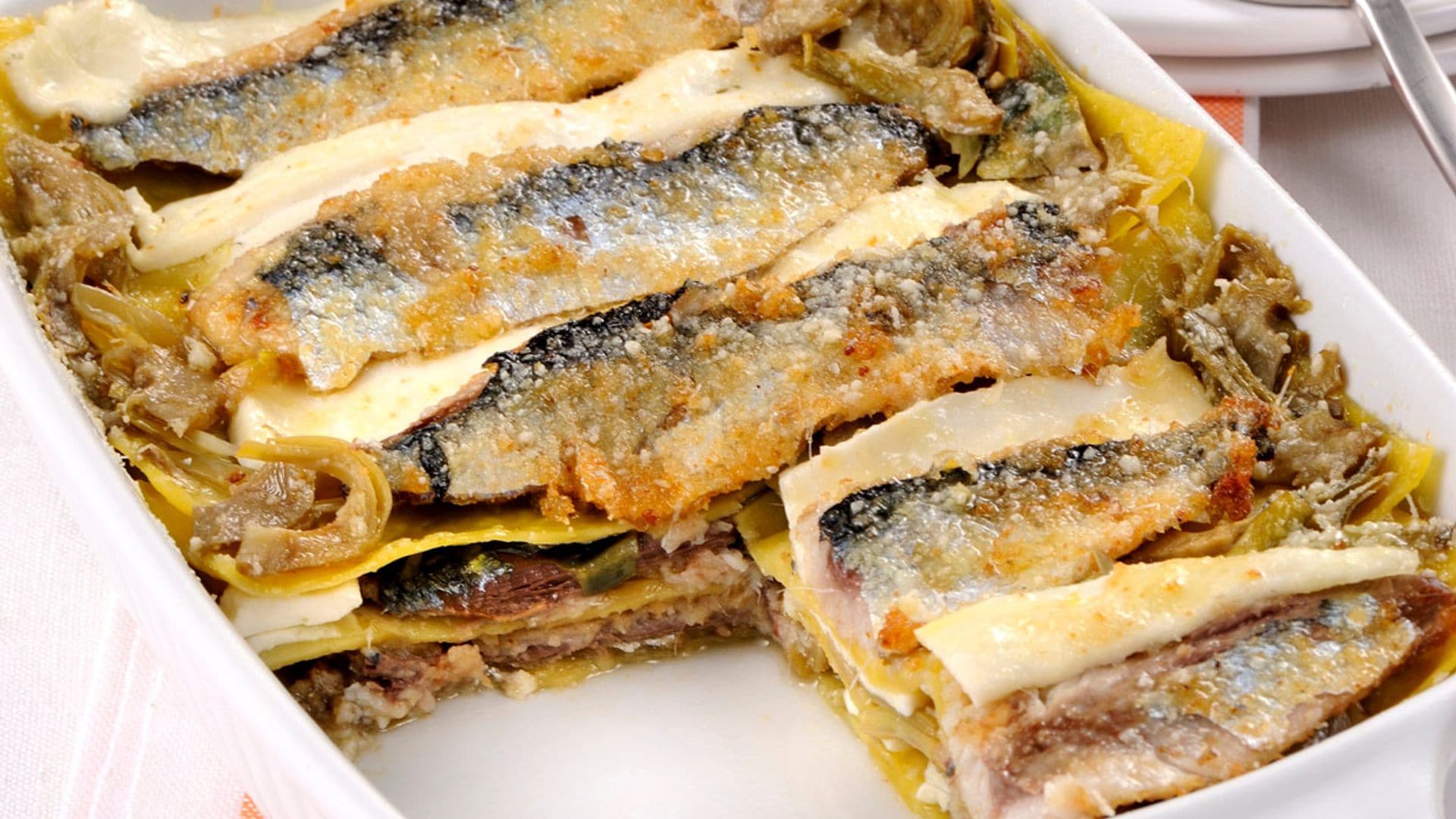 Lasaña de sardinas con alcachofas