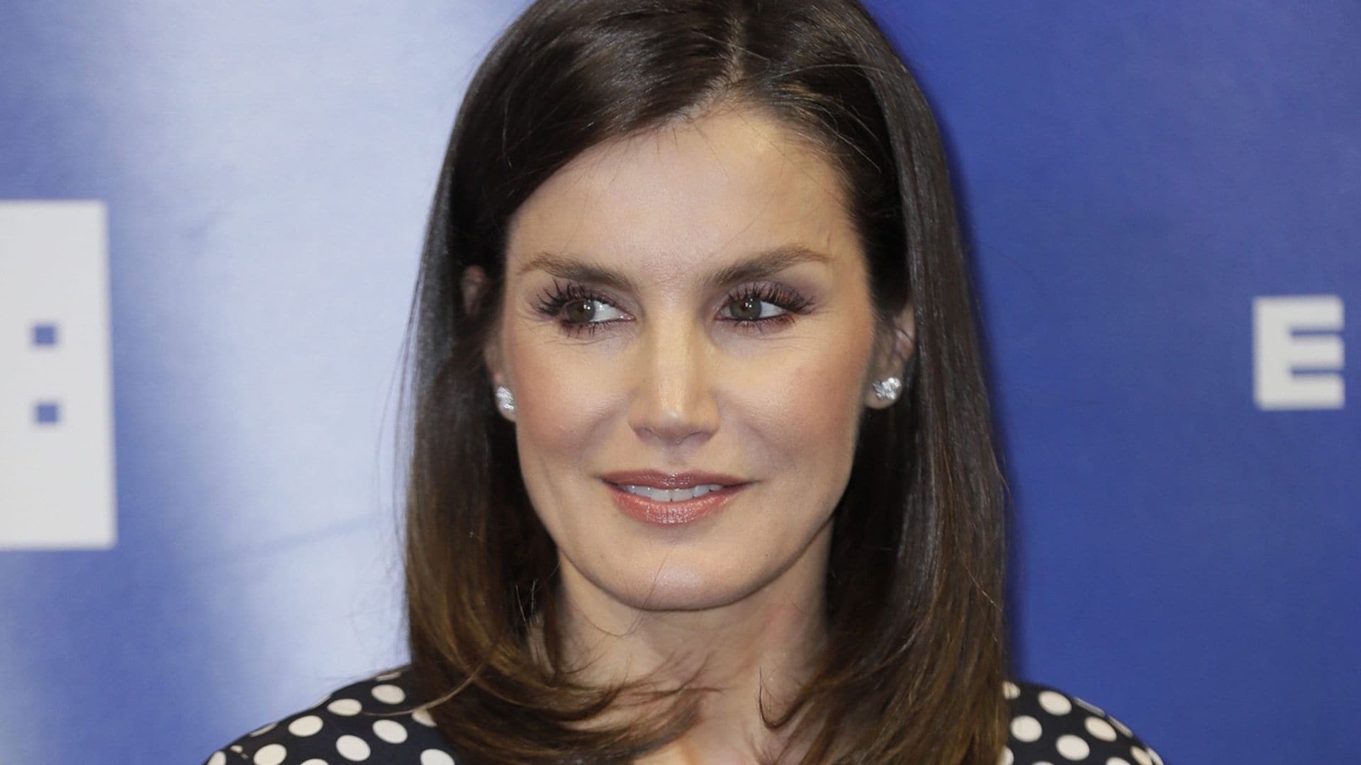 La reina Letizia, fiel a su cita con el periodismo y la salud mental