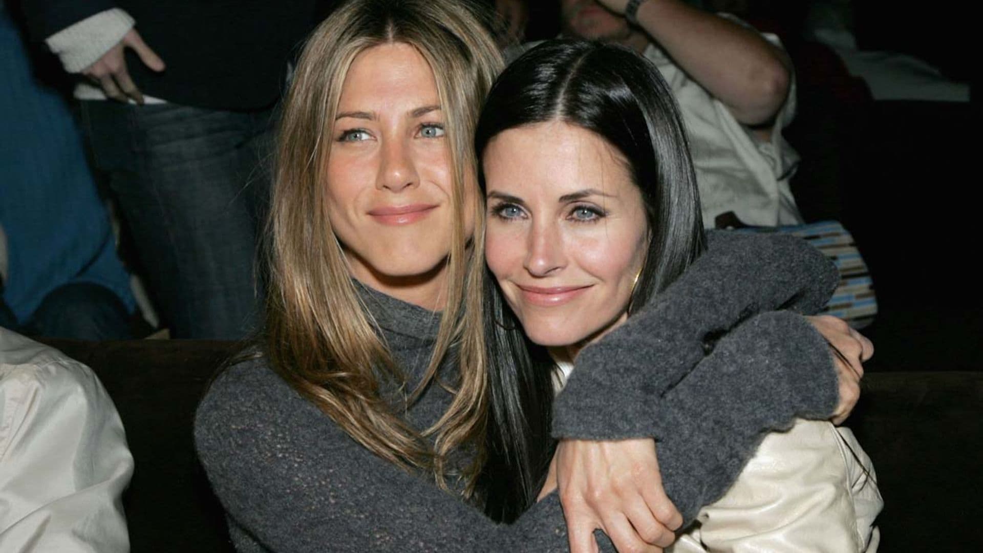 El reencuentro entre Jennifer Aniston y Courteney Cox tiene emocionados a los fans de 'Friends'