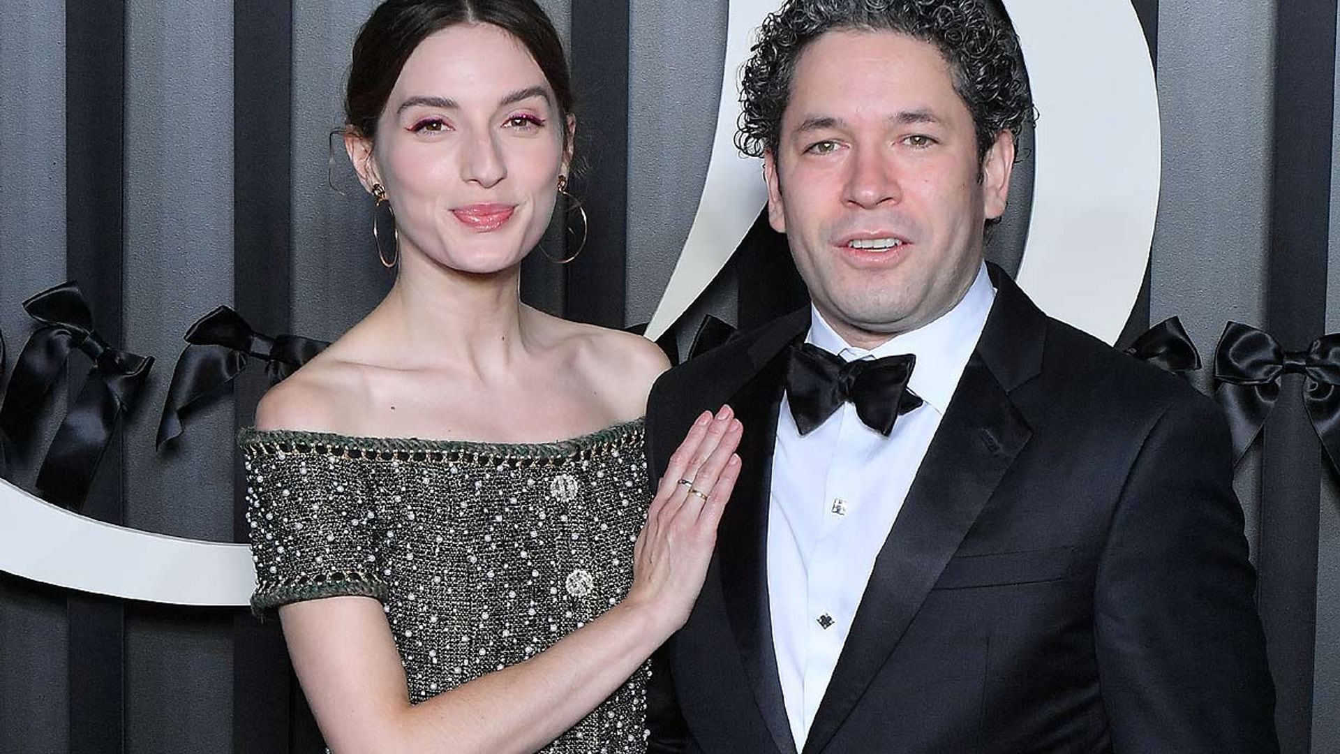 María Valverde y Gustavo Dudamel cierran un año de triunfos y amor con una felicitación familiar