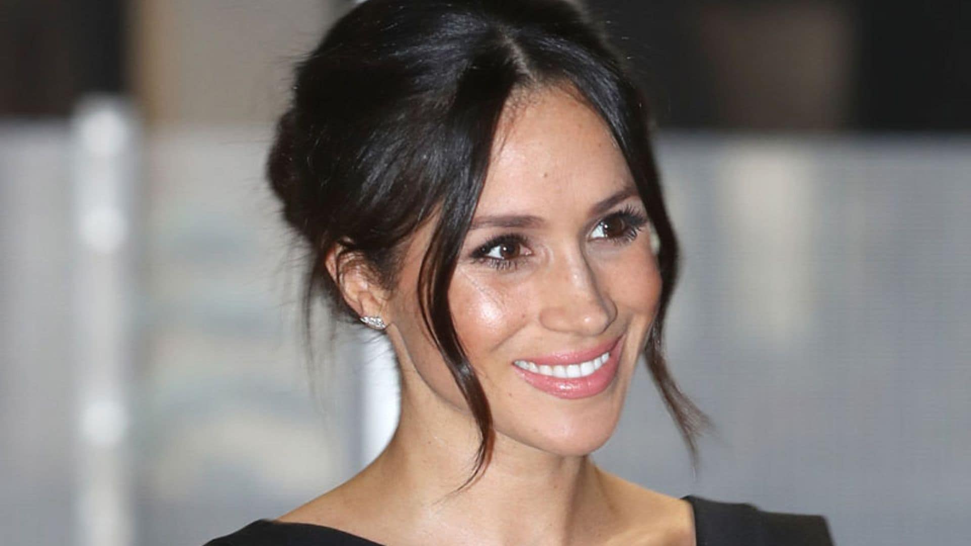 La gurú que cuida la piel de Meghan Markle y Victoria Beckham revela a HOLA.com sus mejores trucos