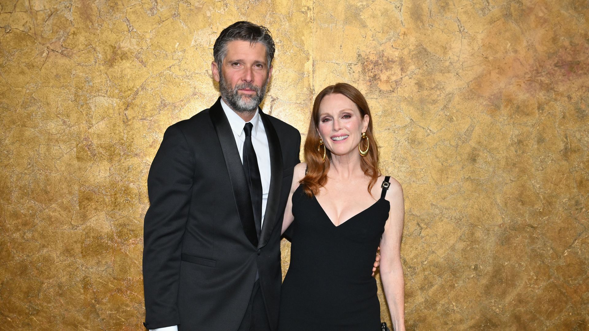 El lado personal de Julianne Moore: 25 años de amor con su marido y muy unida a sus dos hijos