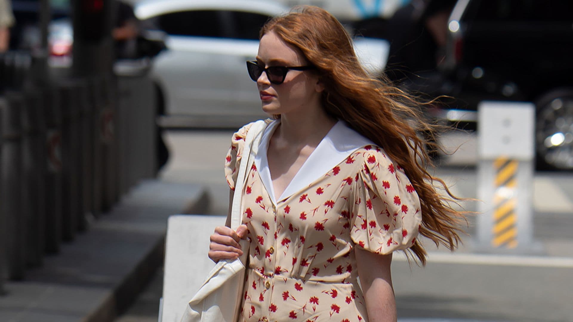 El maratón de looks de Sadie Sink lo confirma: la 'Gen Z' tiene nueva reina de estilo