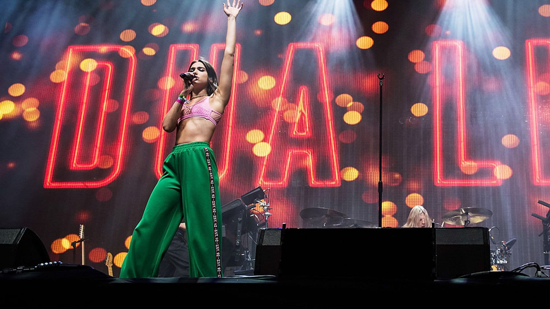 Dua Lipa, Rosalía... Las nuevas 'Divas' de la música llevan chándal