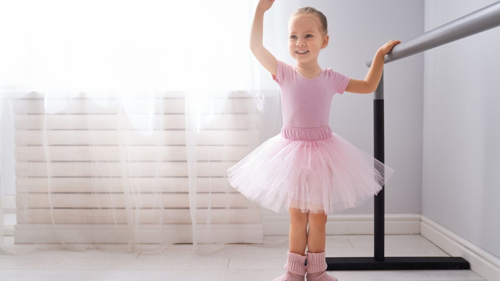 Si a tu peque le gusta el ballet, ¡genial! Tiene muchos beneficios en la infancia