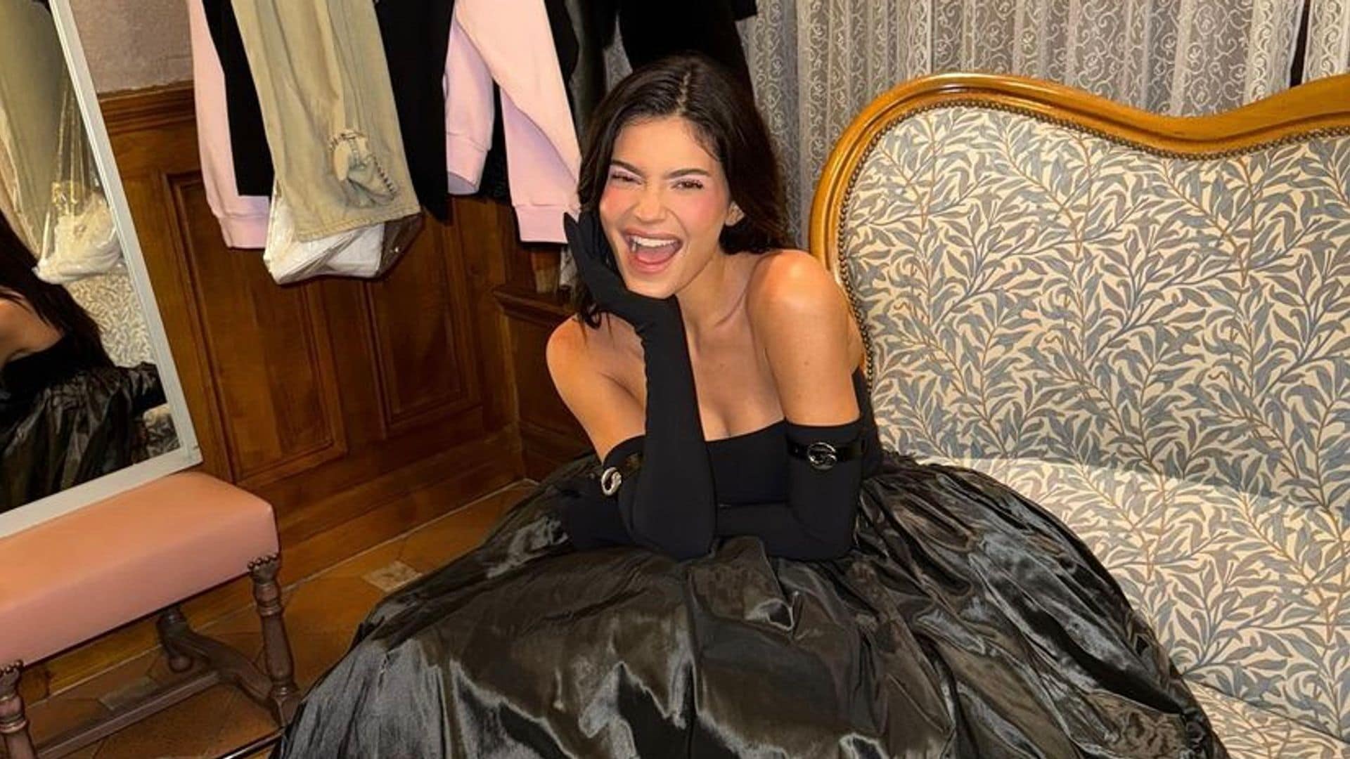 Kylie Jenner desfila para Coperni en Disneyland París