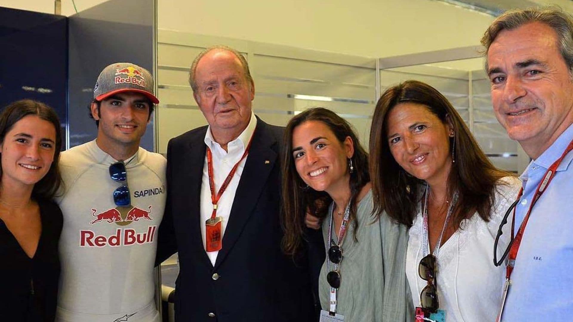 Blanca y Ana, las hijas de Carlos Sainz, dos grandes desconocidas aunque han estado siempre a su lado