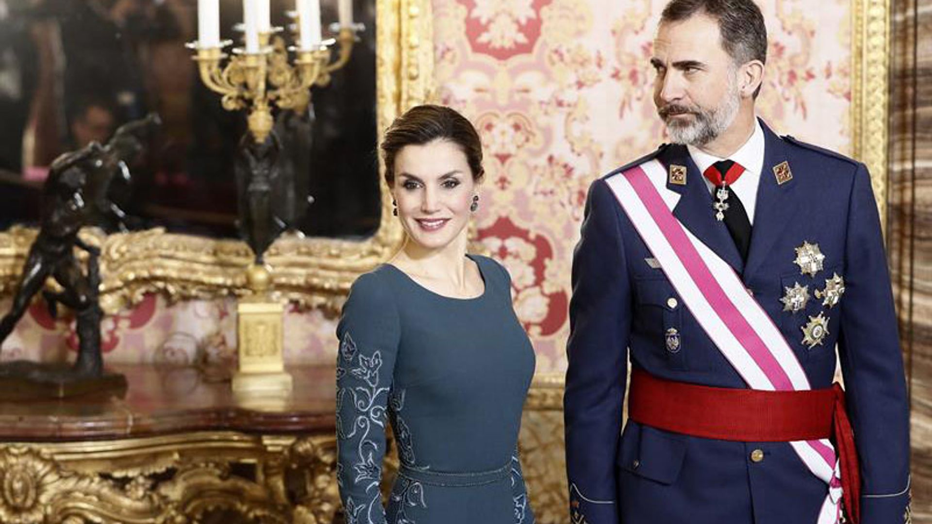 Los reyes Felipe y Letizia inauguran su agenda de 2017 presidiendo la Pascua Militar