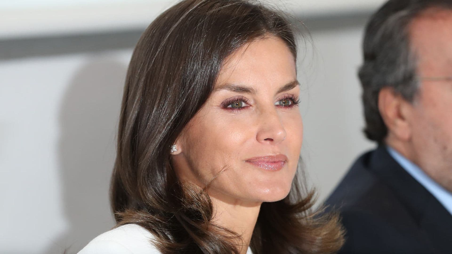 El innovador maquillaje con el que doña Letizia aclara sus ojos