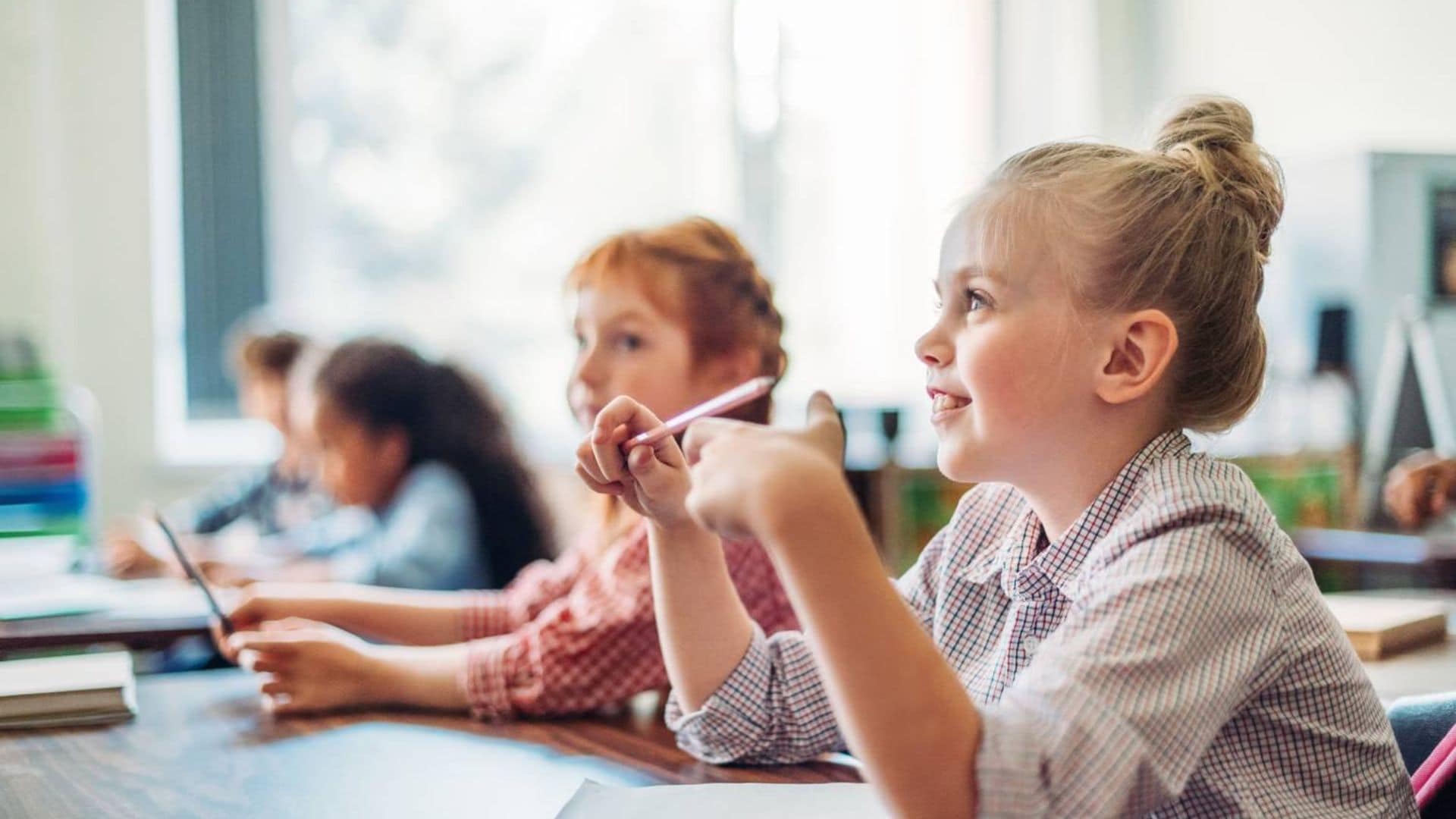 ¿Cuáles son los beneficios de escolarizar a los niños antes de los 6 años?