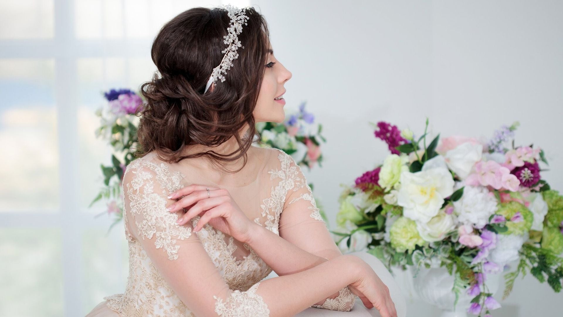 21 accesorios de pelo para incorporar en tu look de boda