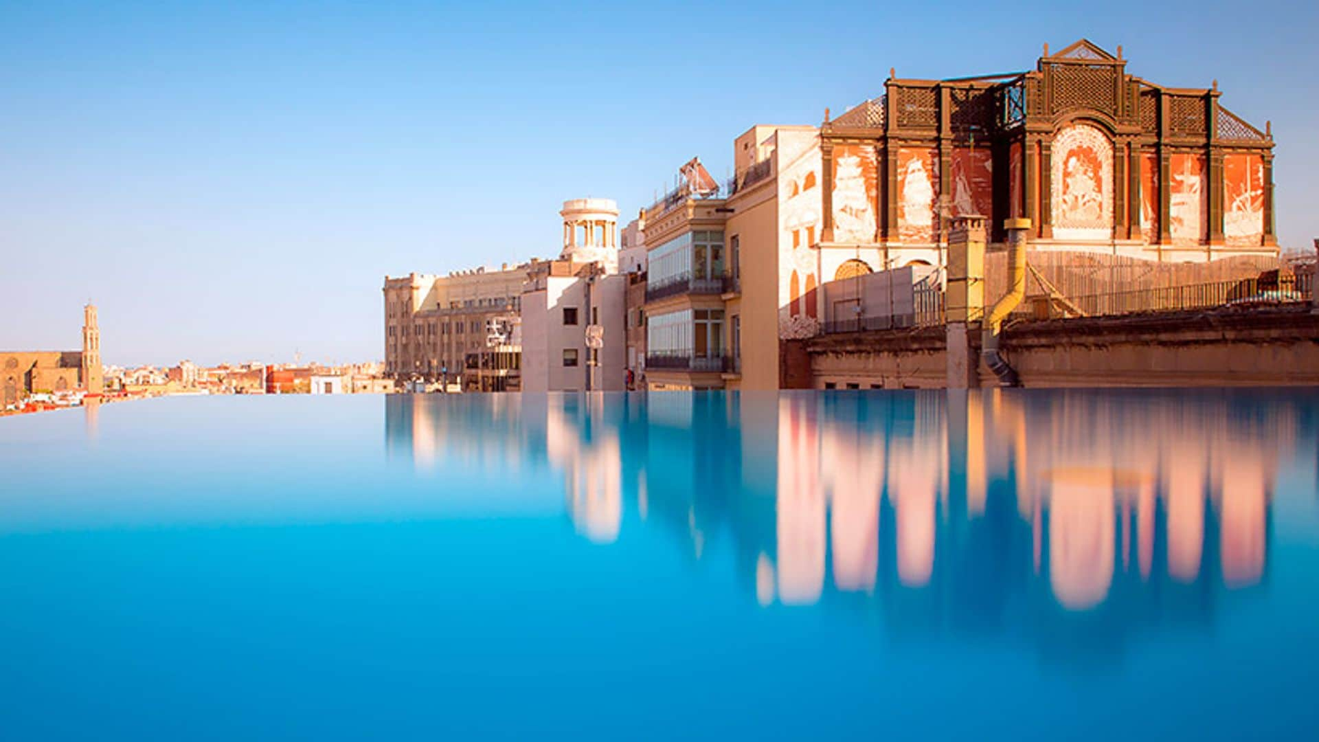 Diez baños celestiales: piscinas en azoteas de hoteles urbanos