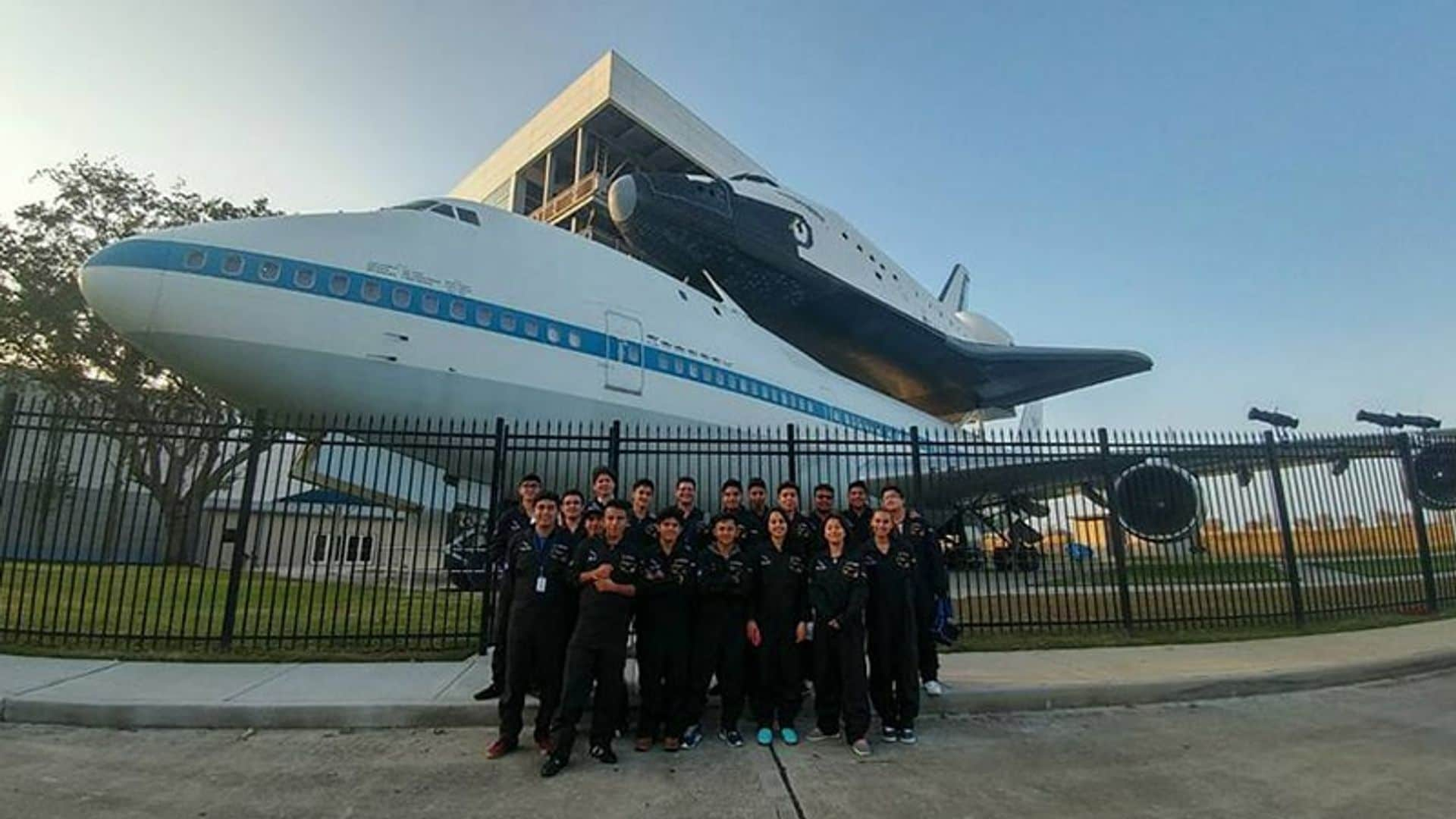 ¡Orgullo mexicano! Estos estudiantes pusieron el nombre del país en alto ante la NASA