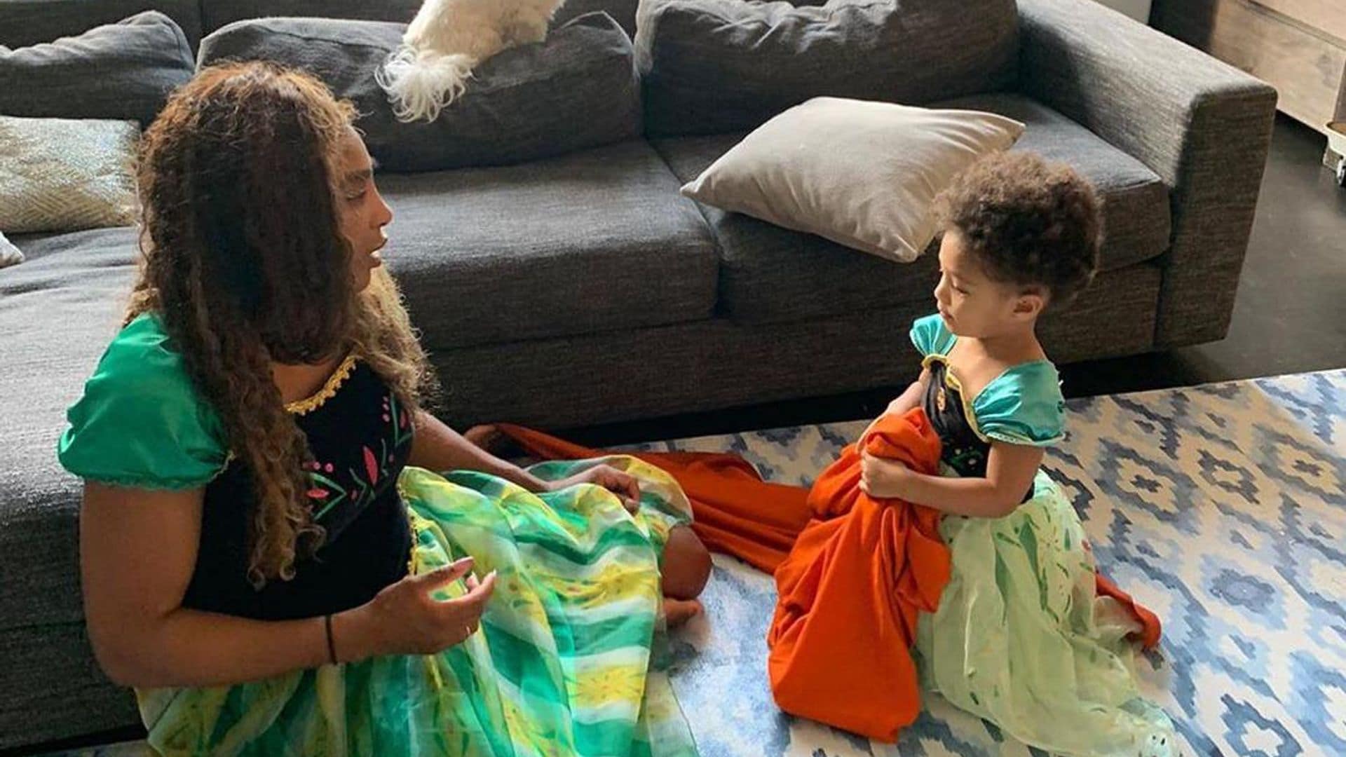 Serena Williams y su hija Olympia son lo más tierno en su disfraz de ‘Bella’