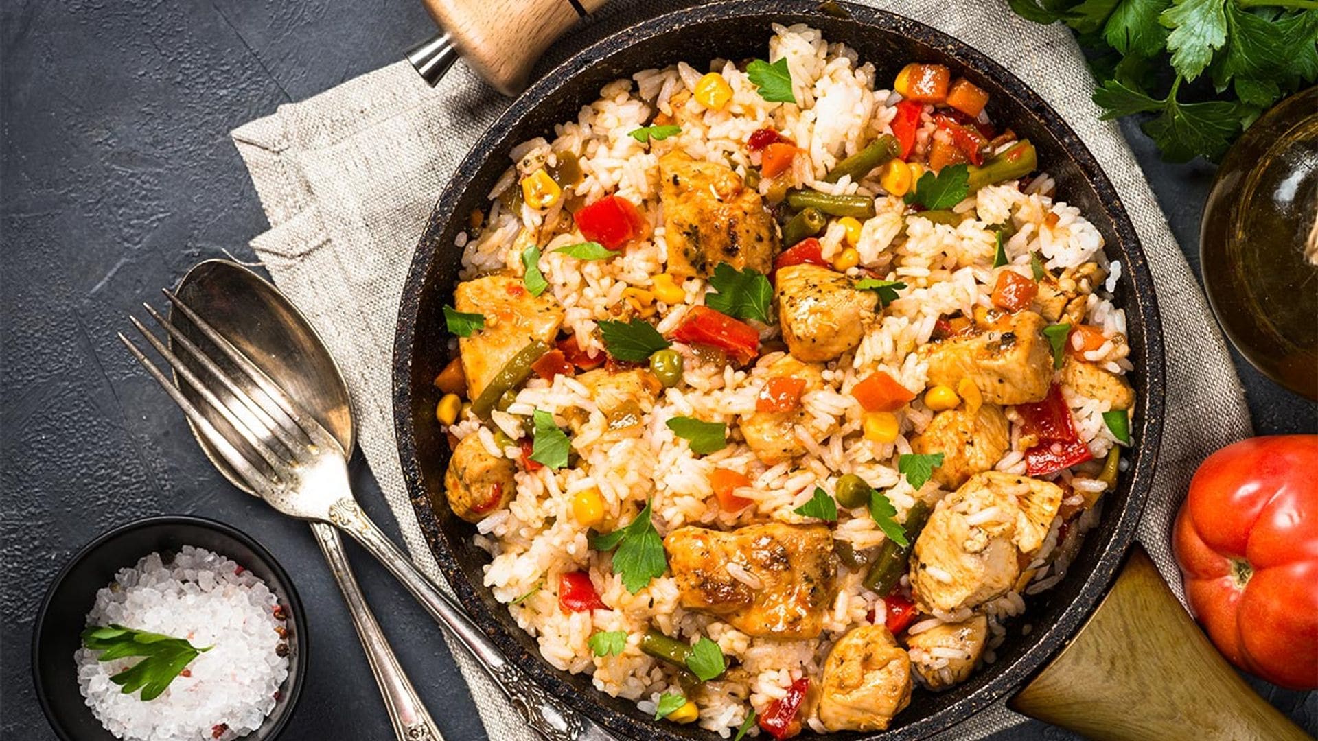 Arroz con pollo y verduras, un platazo para toda la familia