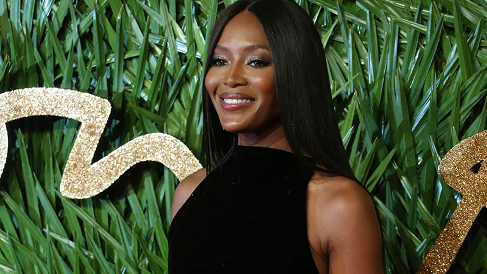 Vientre plano sin ir al gimnasio, con el ejercicio de Naomi Campbell