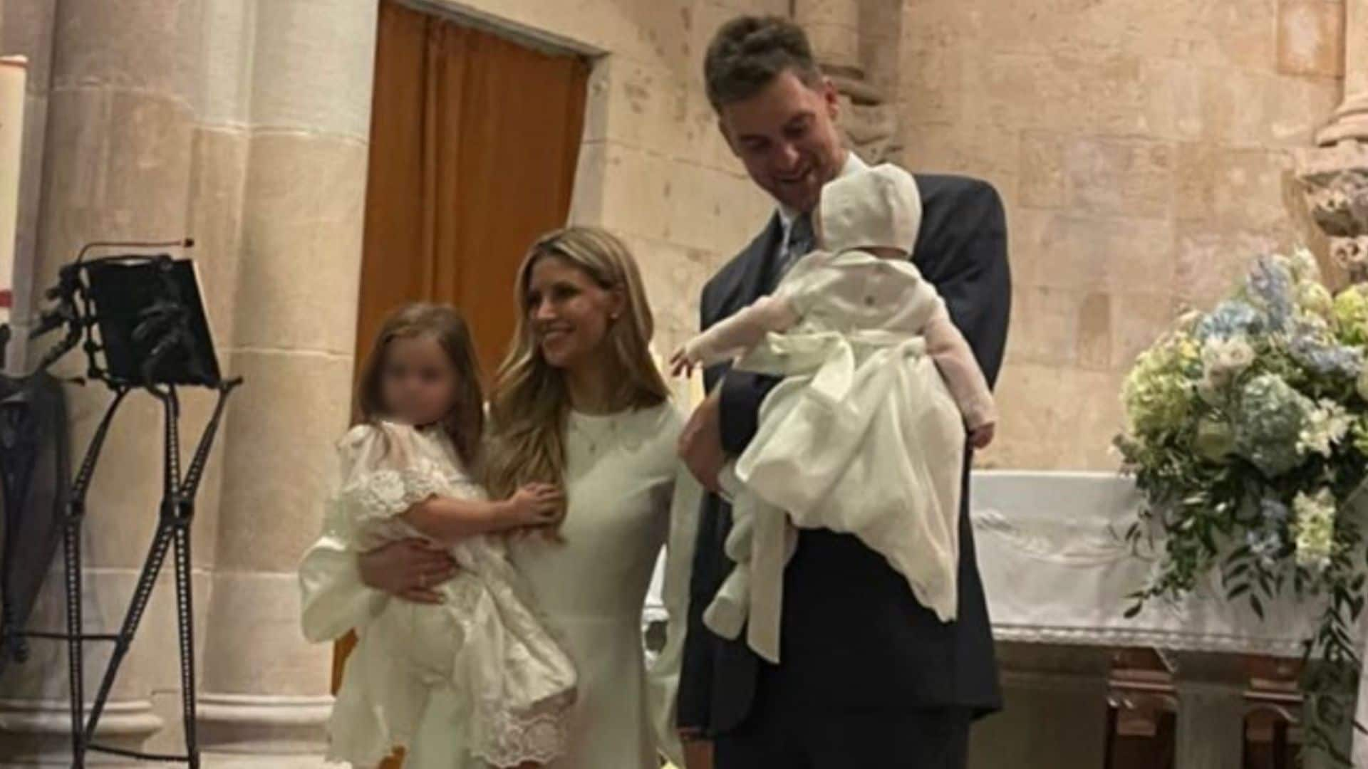 Pau Gasol y Cat McDonnell bautizan a sus hijos en la Sagrada Familia de Barcelona