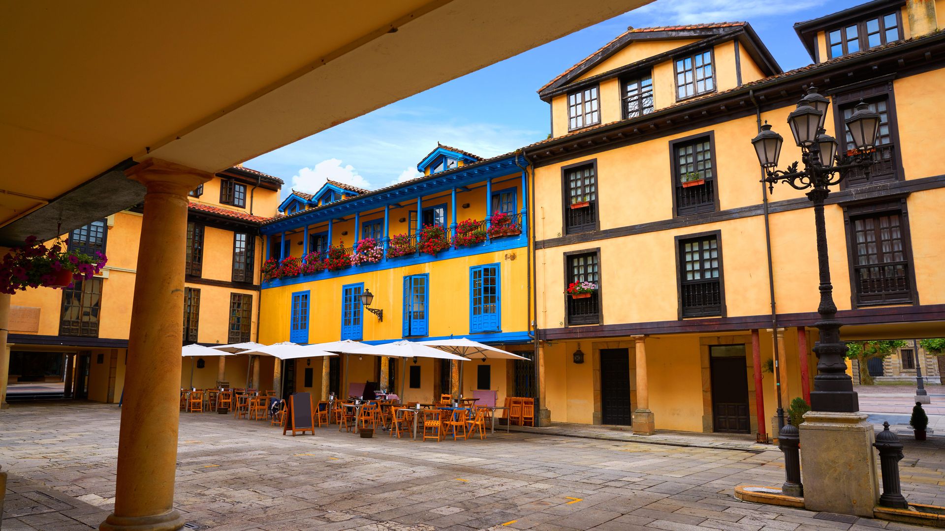 Plaza del Fontán, Oviedo, Asturias