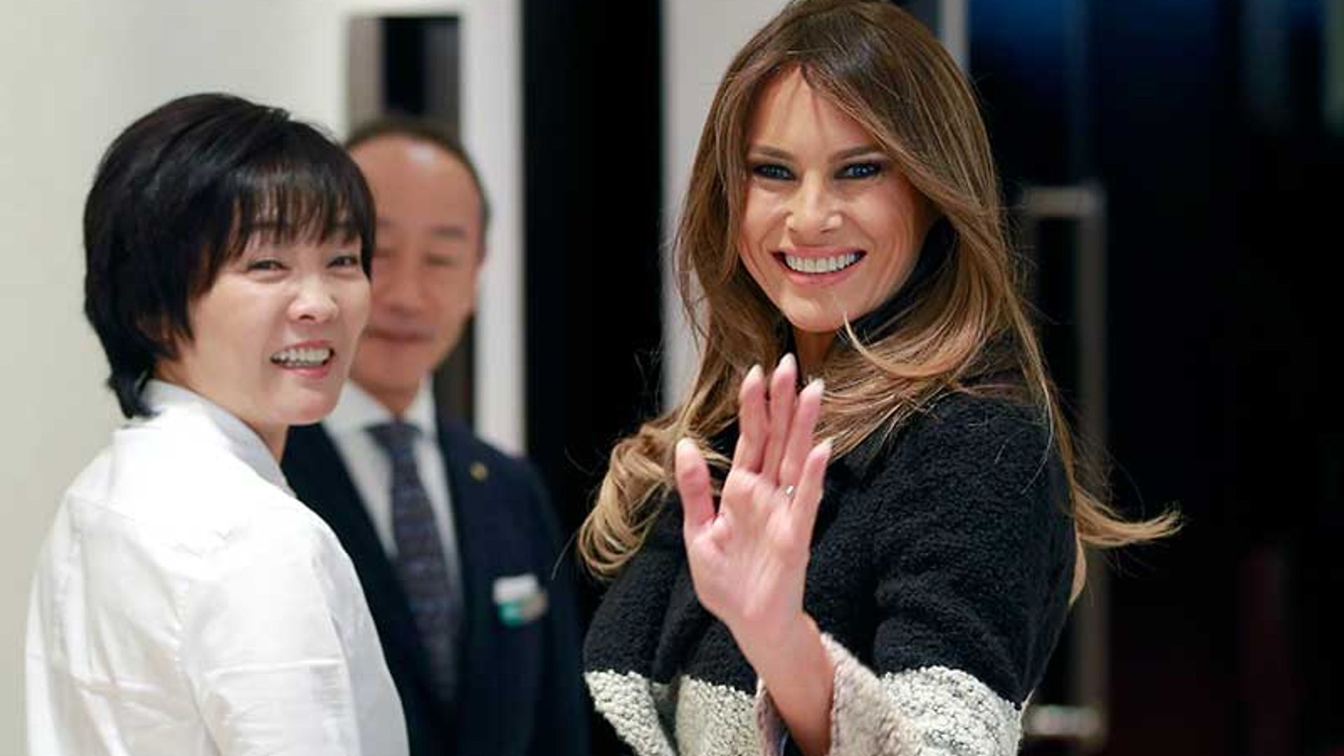 Melania Trump pisa fuerte en Japón con una firma española