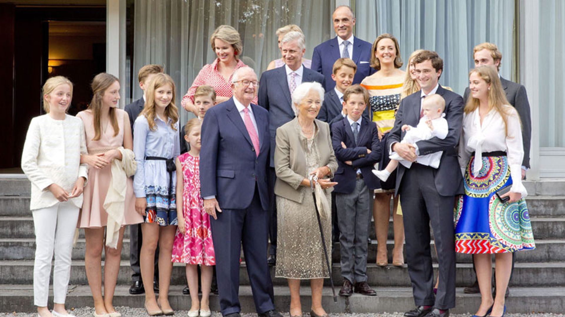 La Familia Real de los belgas se reúne al completo por el 80º cumpleaños de la reina Paola