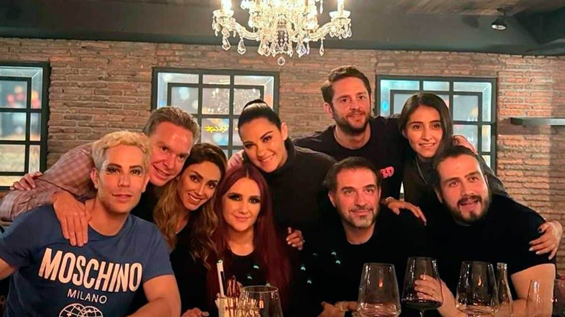 A unos días del fin de la gira, los RBD celebran el éxito en familia