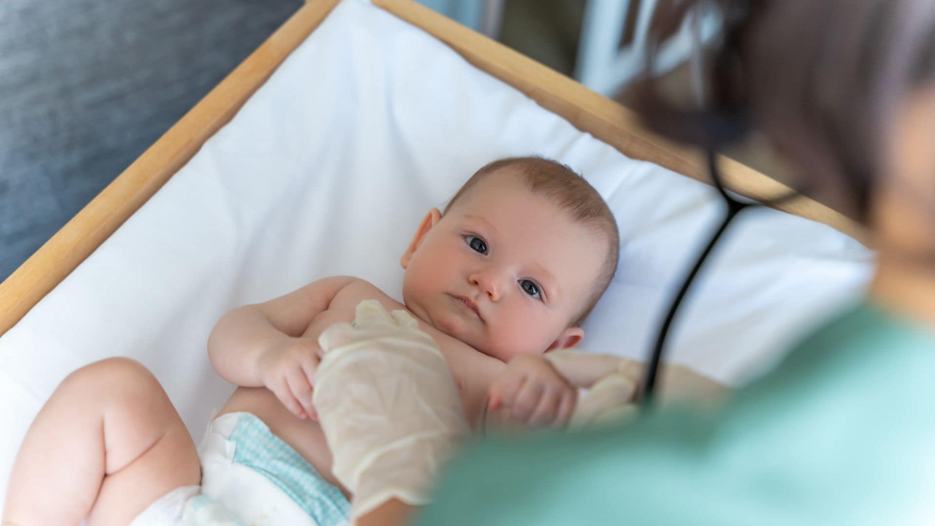 Encefalitis en niños: síntomas clave que los padres deben conocer para un diagnóstico temprano