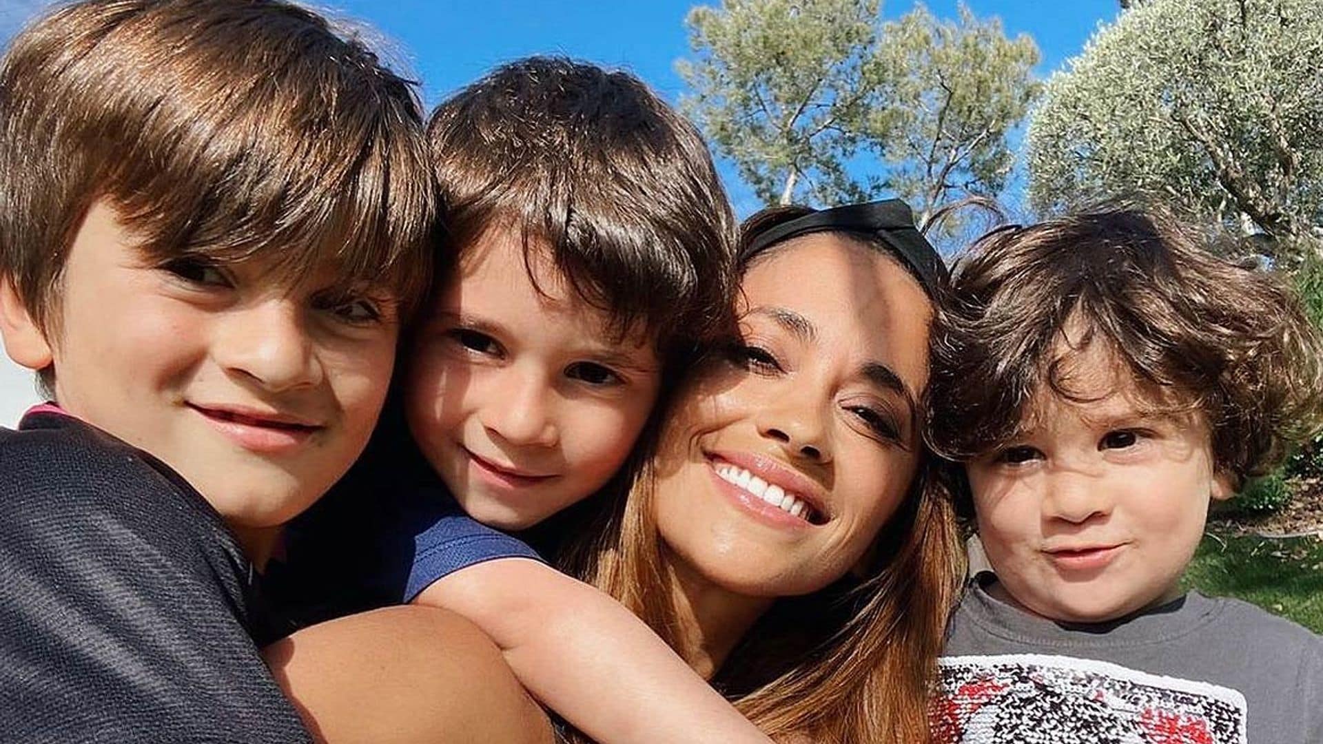 Las travesuras y muecas de sus hijos roban el protagonismo a Antonela Roccuzzo en su cumpleaños