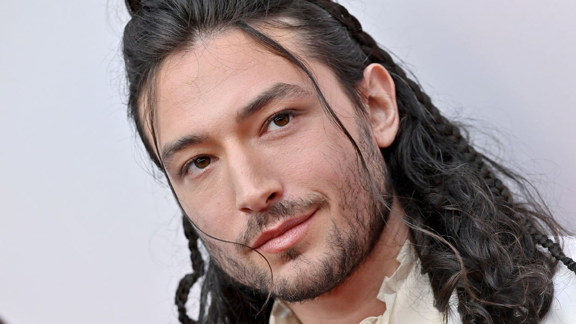 Ezra Miller reaparece como 'Flash' tras sus problemas de salud mental e innumerables escándalos