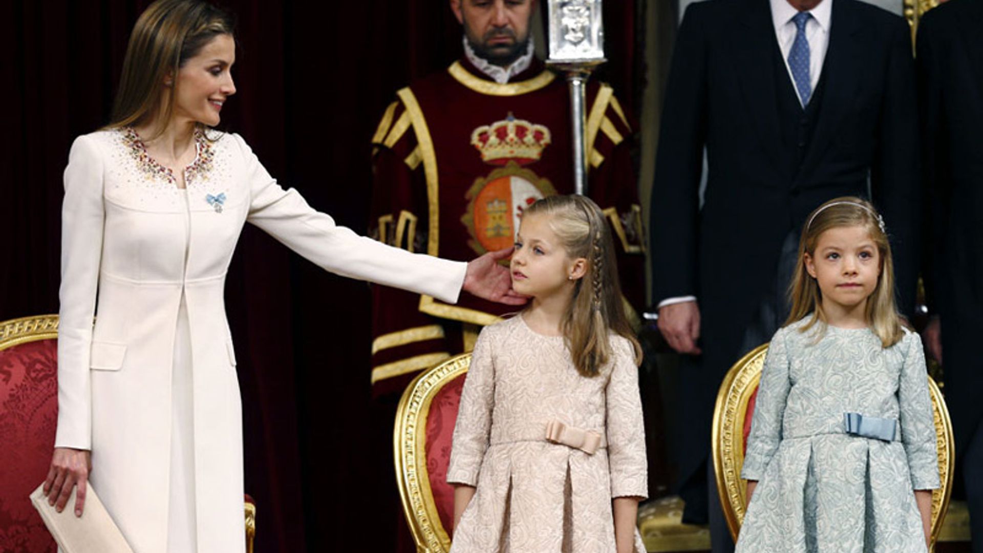 Las otras fechas inolvidables (más y menos solemnes) en la vida oficial de la princesa Leonor y la infanta Sofía