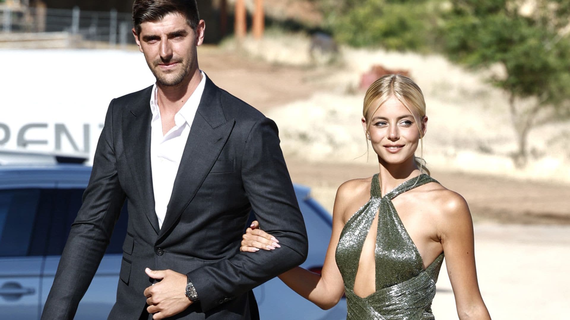 El varapalo de Courtois en su primer verano de matrimonio y a solo unas horas de volver a la competición