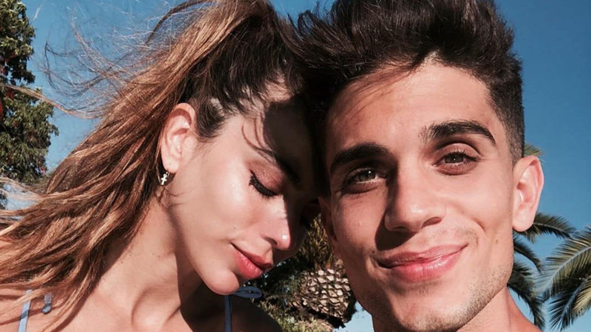 Melissa Jiménez derrite a Marc Bartra en la distancia con su imagen más veraniega