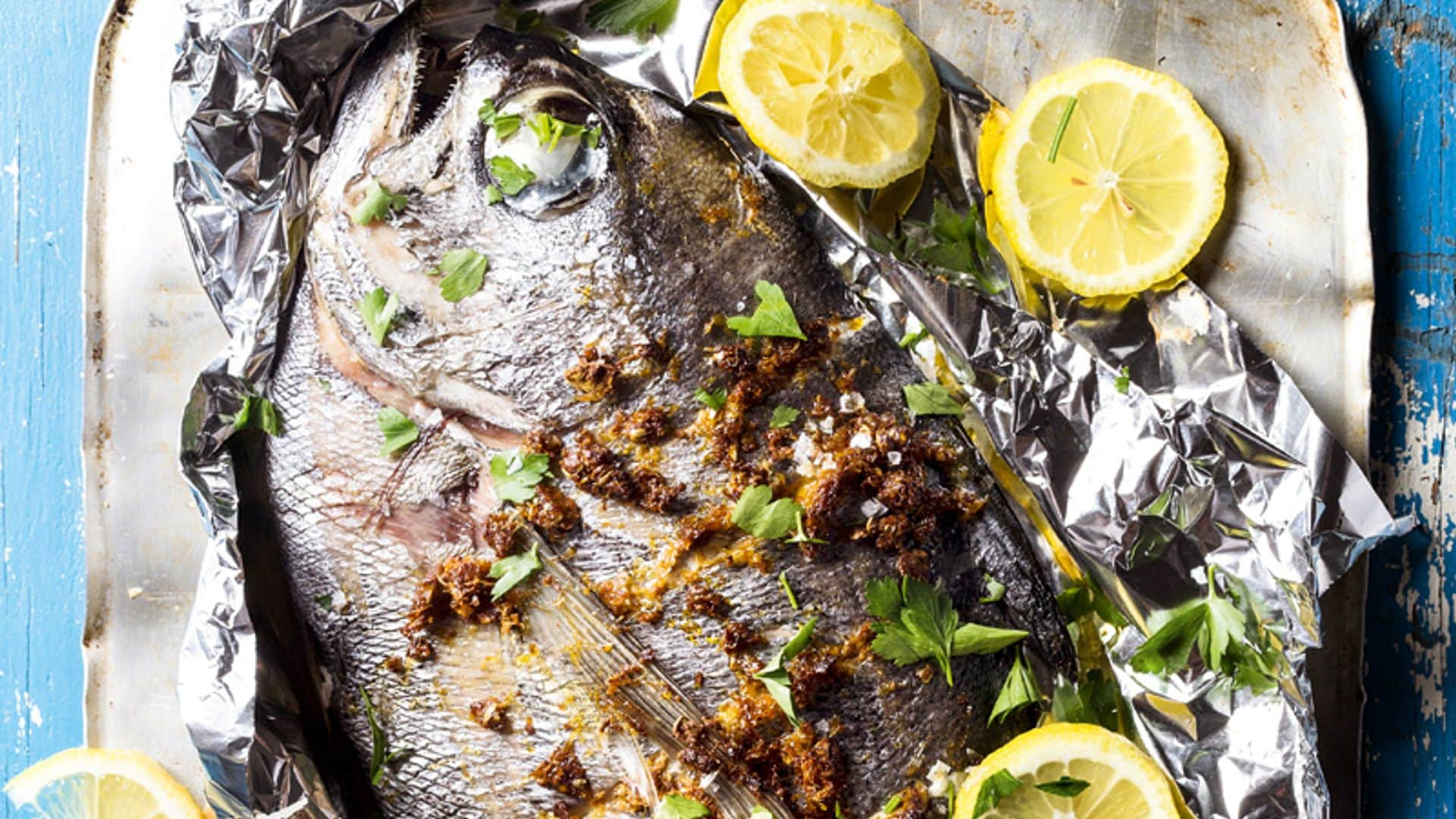 Palometa con pesto de hierbas